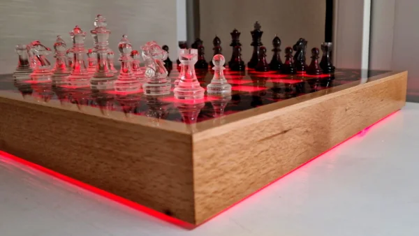 Floating Chess of Oak and Epoxy - Image 9