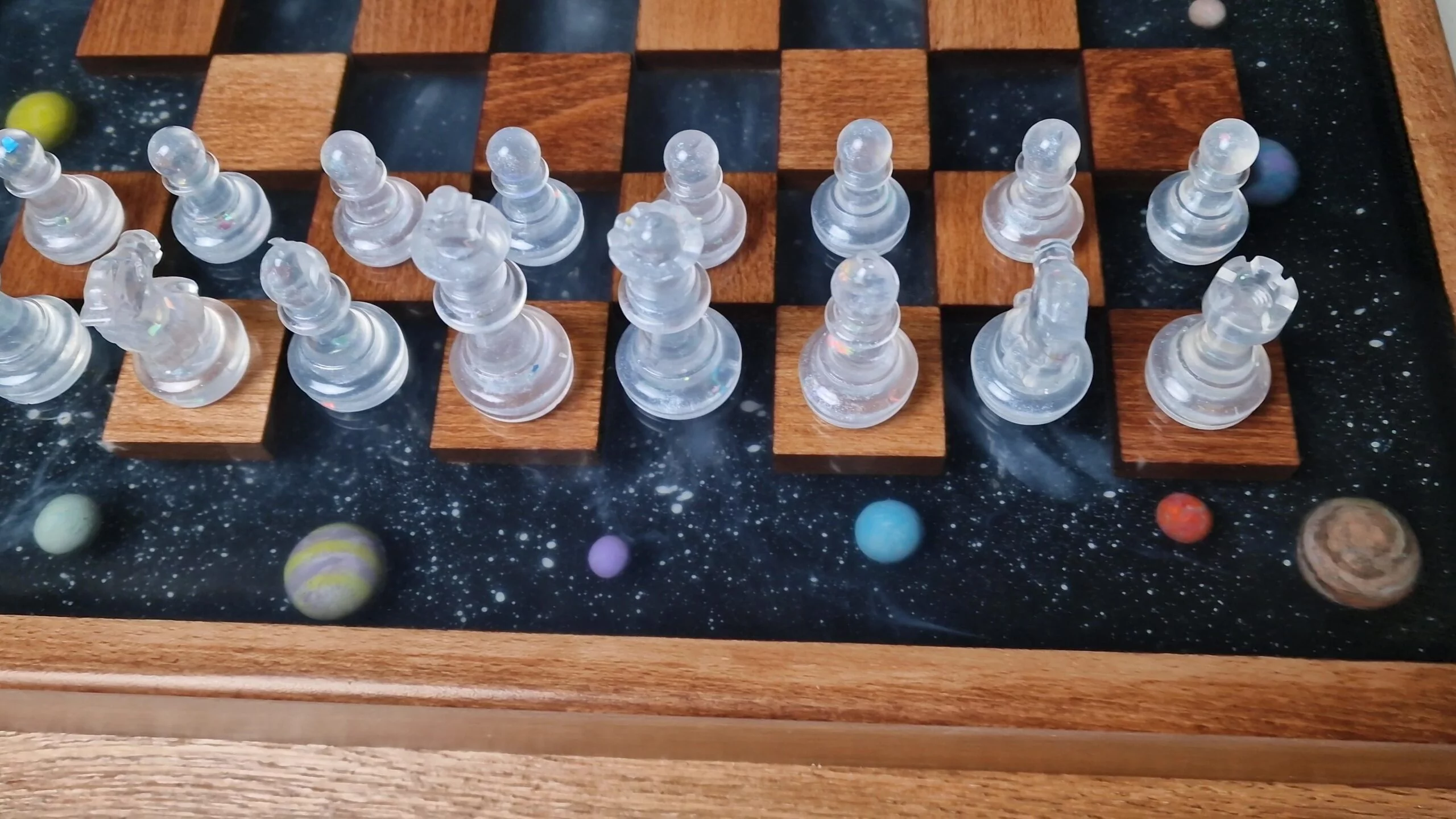 Space Chess made of Oak and Epoxy Resin - Image 7