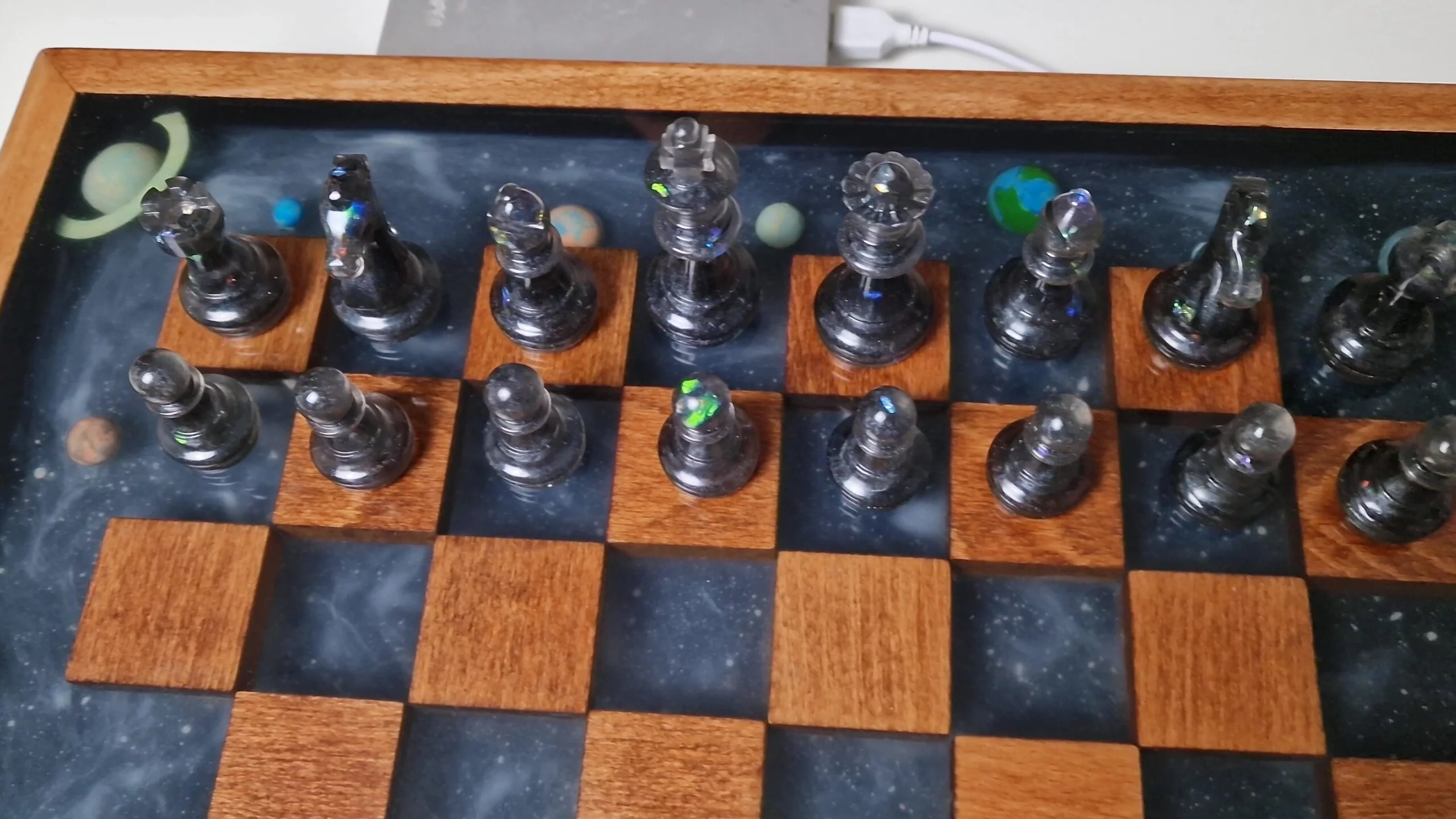 Space Chess made of Oak and Epoxy Resin - Image 5