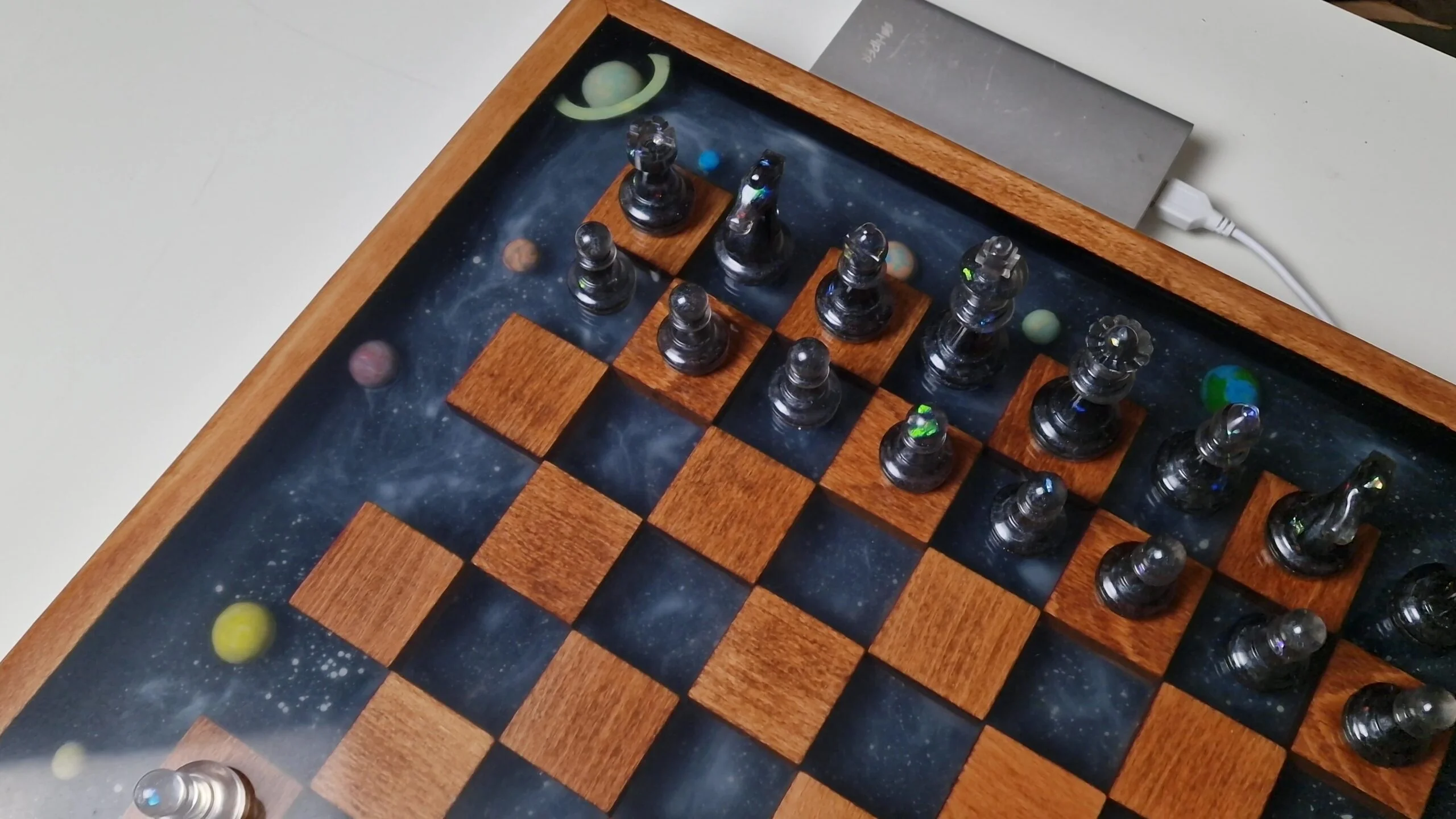 Space Chess made of Oak and Epoxy Resin - Image 2