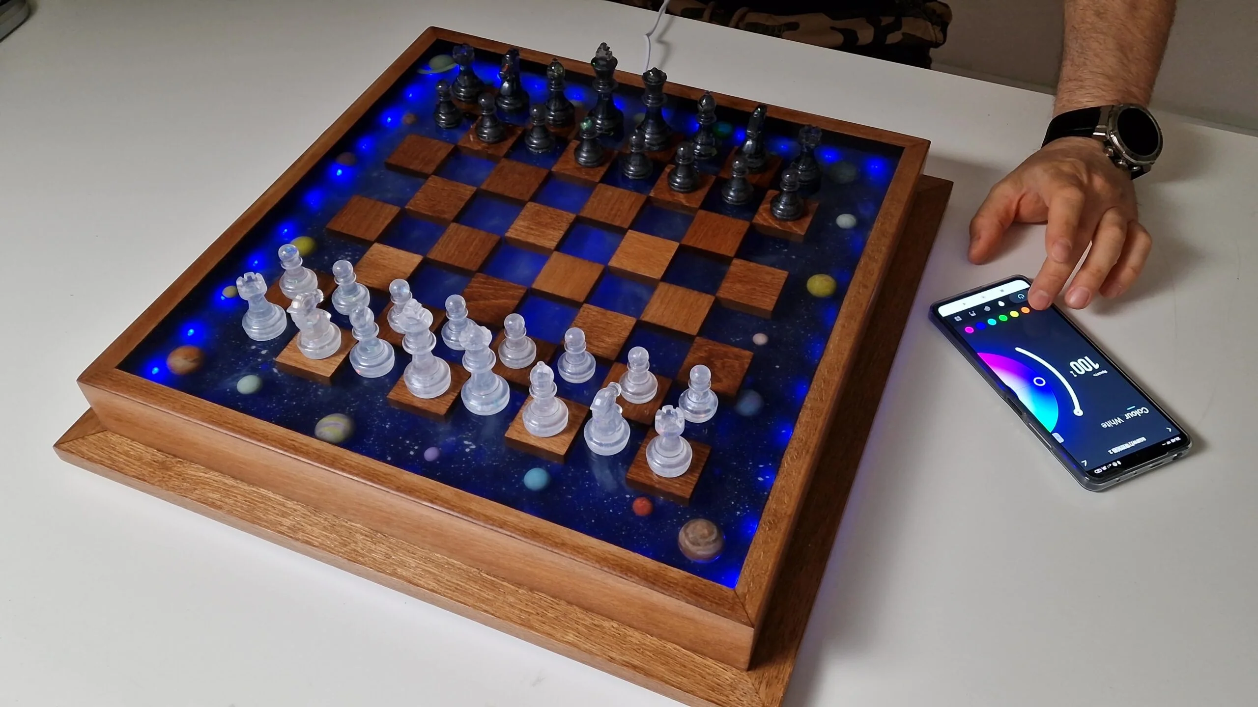 Space Chess made of Oak and Epoxy Resin - Image 10