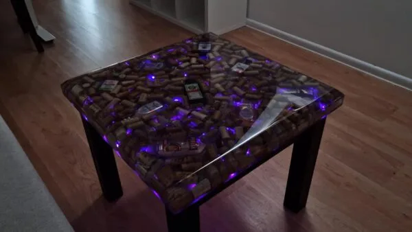 Epoxy Table of Wine corks with LED - Image 2