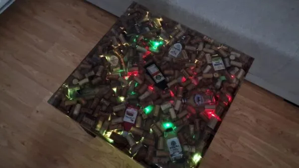 Epoxy Table of Wine corks with LED - Image 8