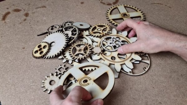 Gears and Clock.  Laser cut file - Image 2