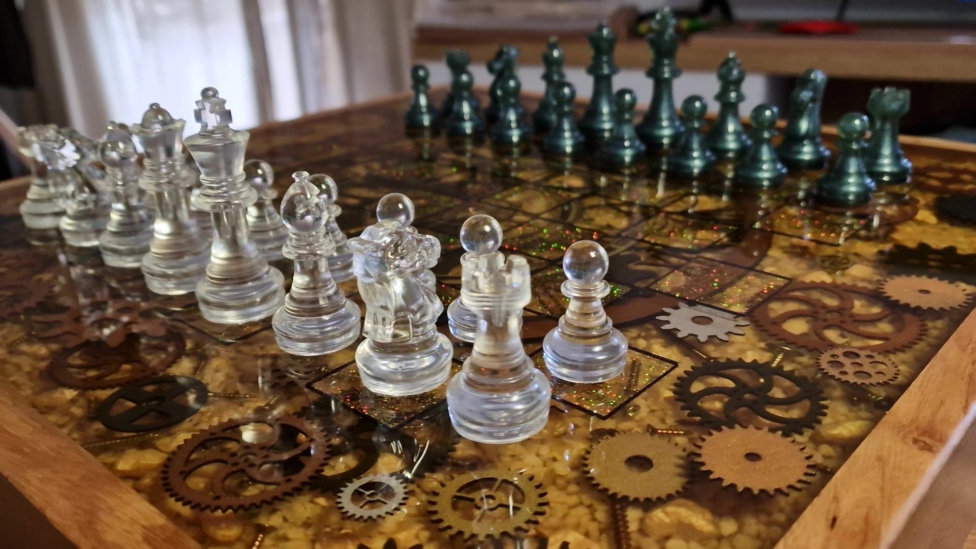 Chess set Clock and Gears made of Oak and Epoxy Resin - Image 2