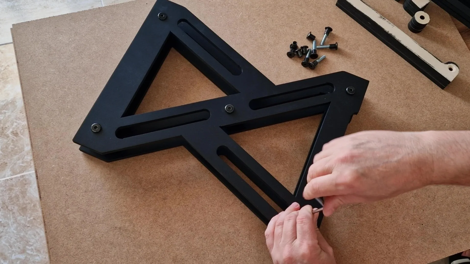 Table Legs "Z" Laser cut file - Image 2